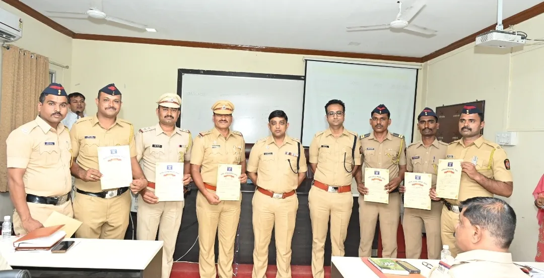 आंतरराष्ट्रीय टोळीतील आरोपीच्या मुसक्या आवळल्याने परतूर पोलिसांचा गौरव